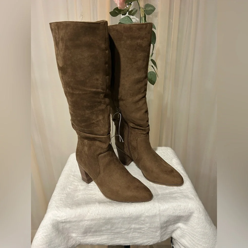 Universal Thread Brown Wide Calf Knee High Boots Size 8 WC NWT